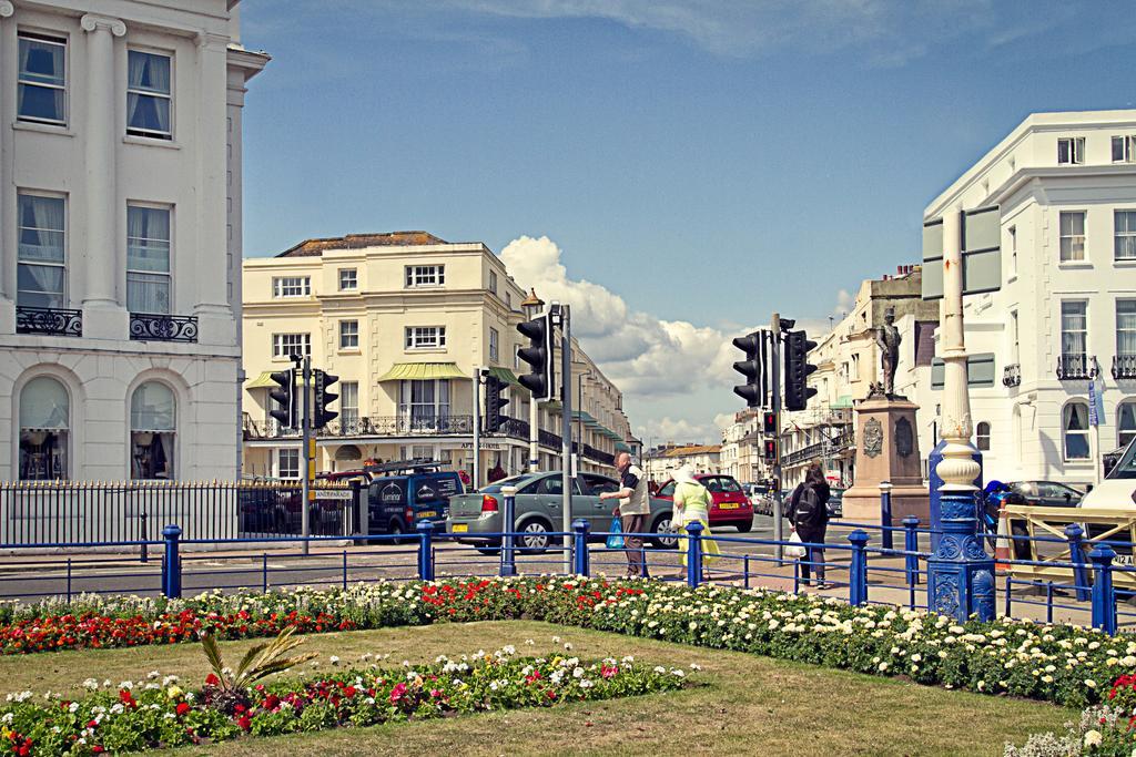 Afton Hotel Eastbourne Exterior photo